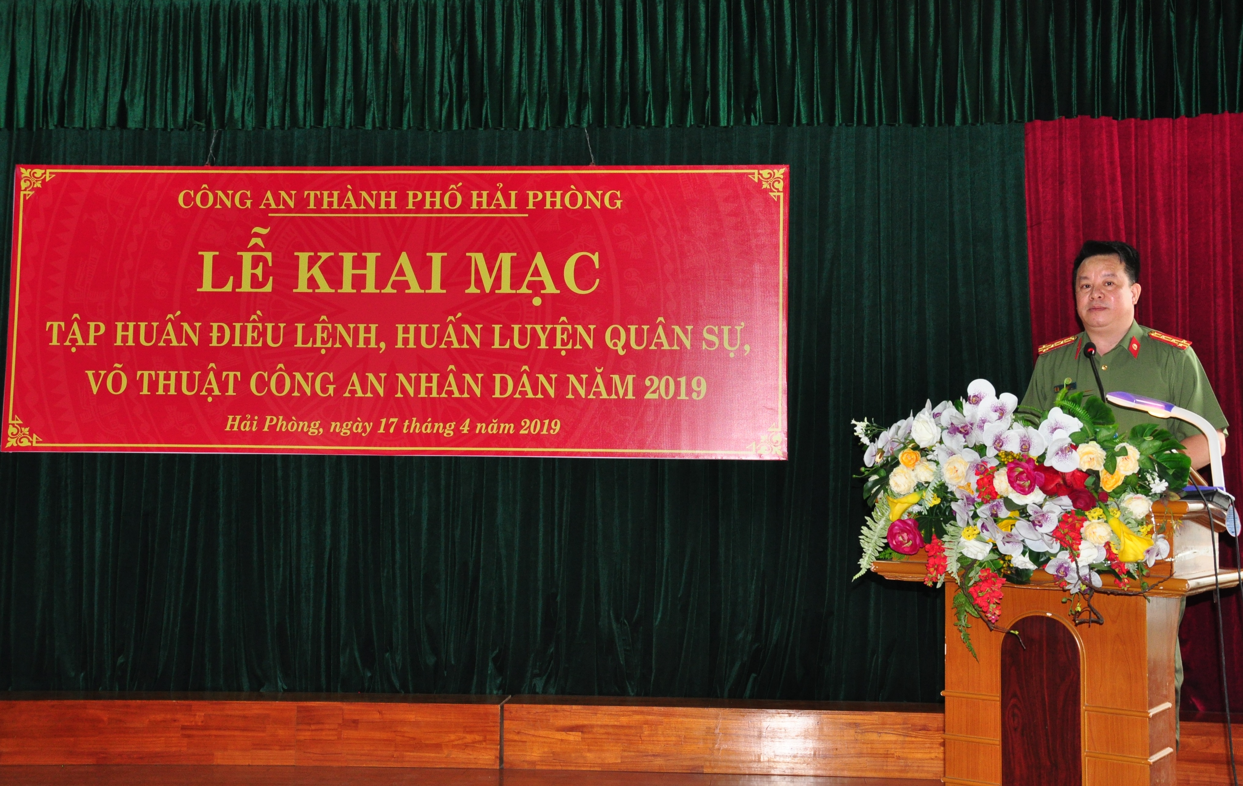 Khai mạc lớp tập huấn điều lệnh, huấn luyện võ thuật năm 2019