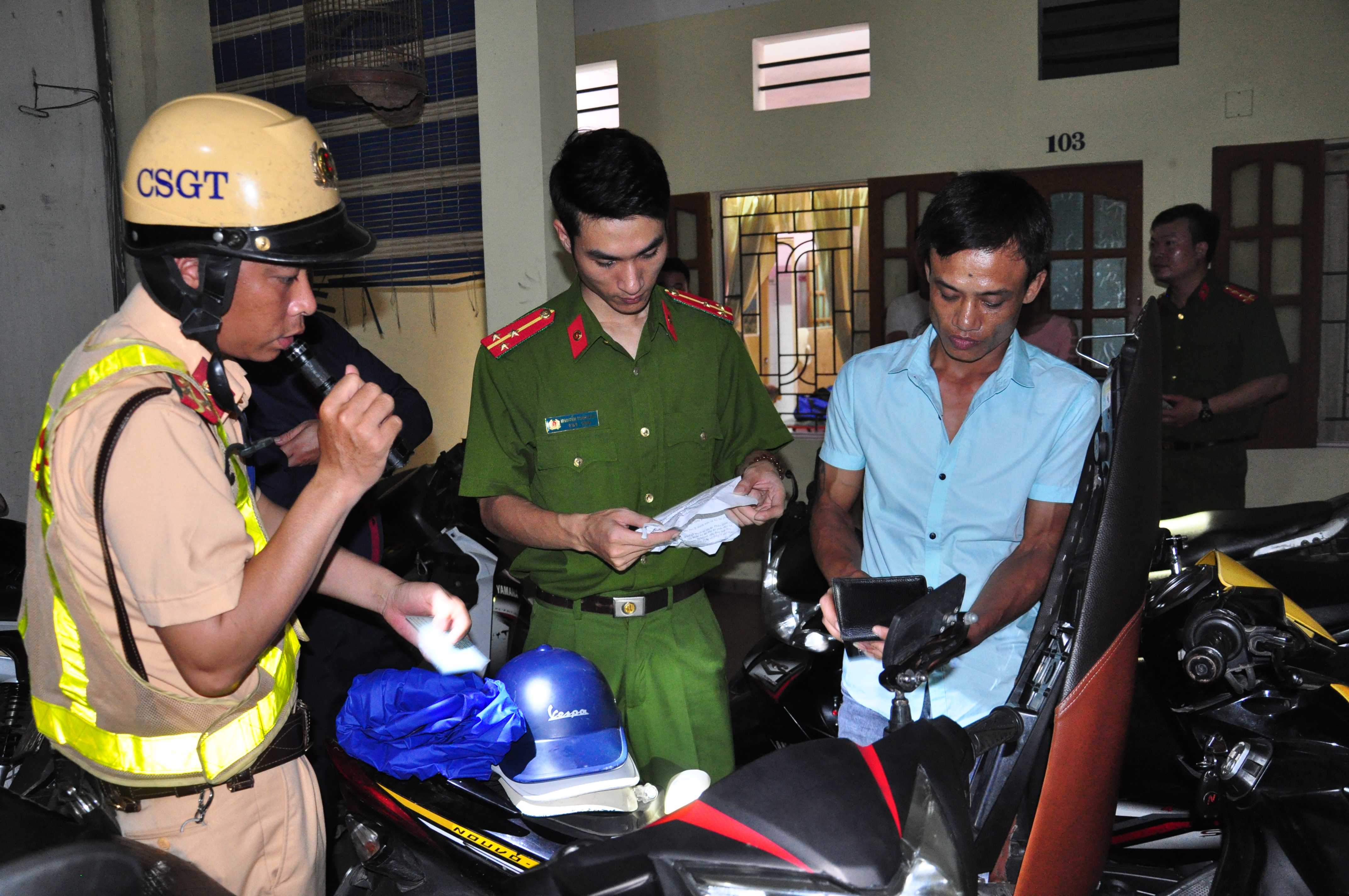 Khối Công an quận: Kiên quyết đấu tranh phòng chống những hiểu hiện tiêu cực
