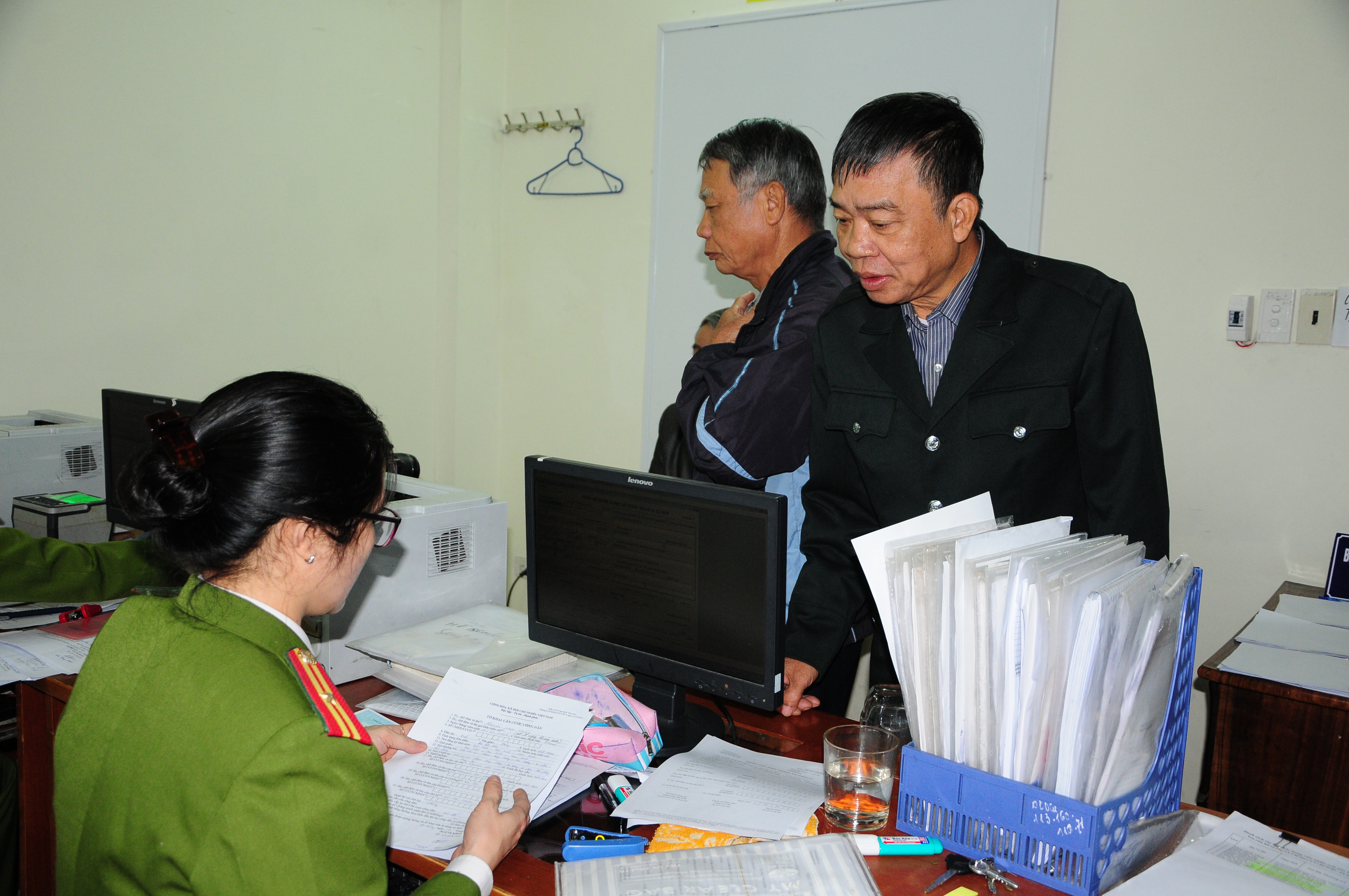 Khối công an quận: Nâng cao chất lượng quản lý tạm trú tạm vắng