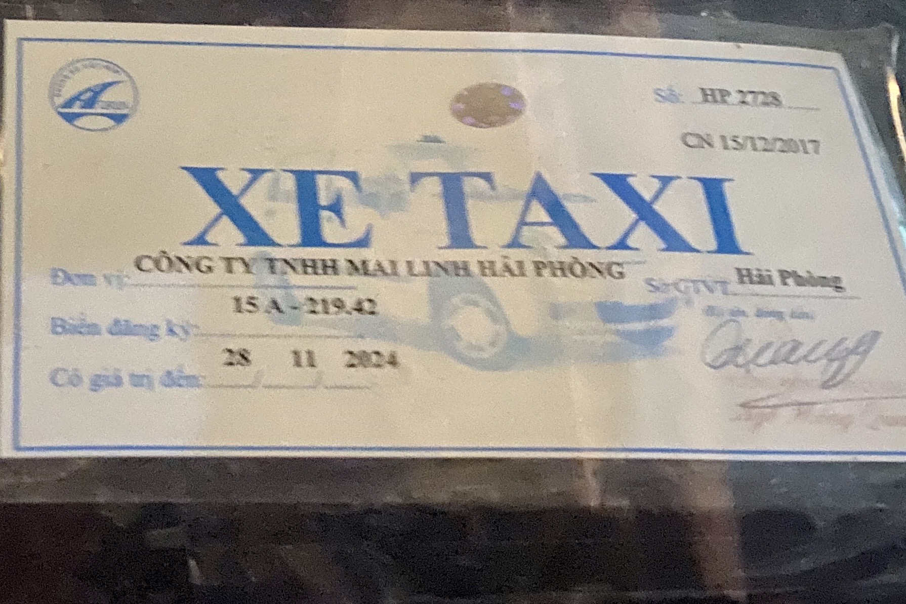 Kỳ 3: Tìm hiểu các quy định của pháp luật  về phù hiệu xe taxi