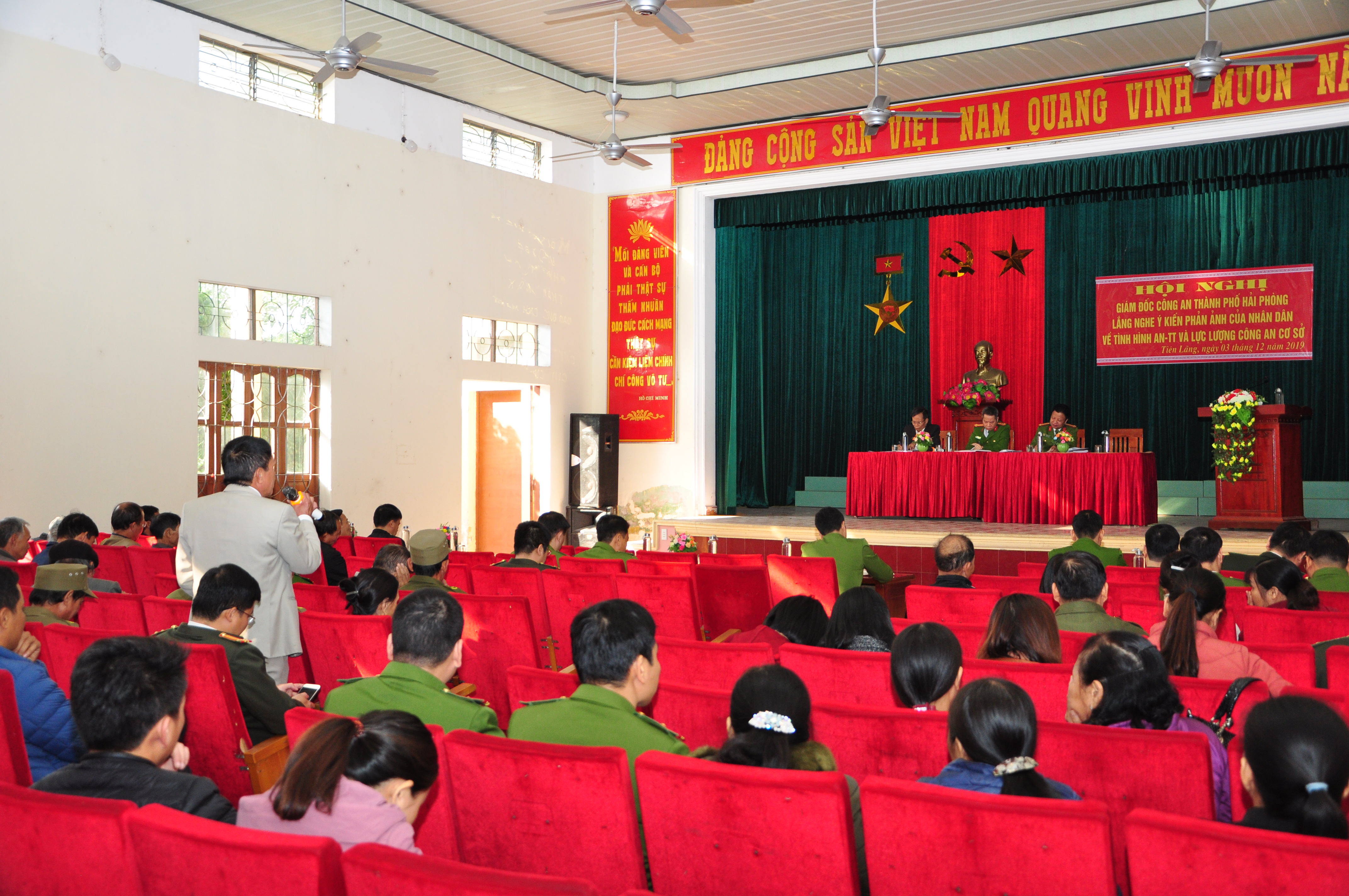 Lắng nghe ý kiến nhân dân tại xã Cấp Tiến (huyện Tiên Lãng)