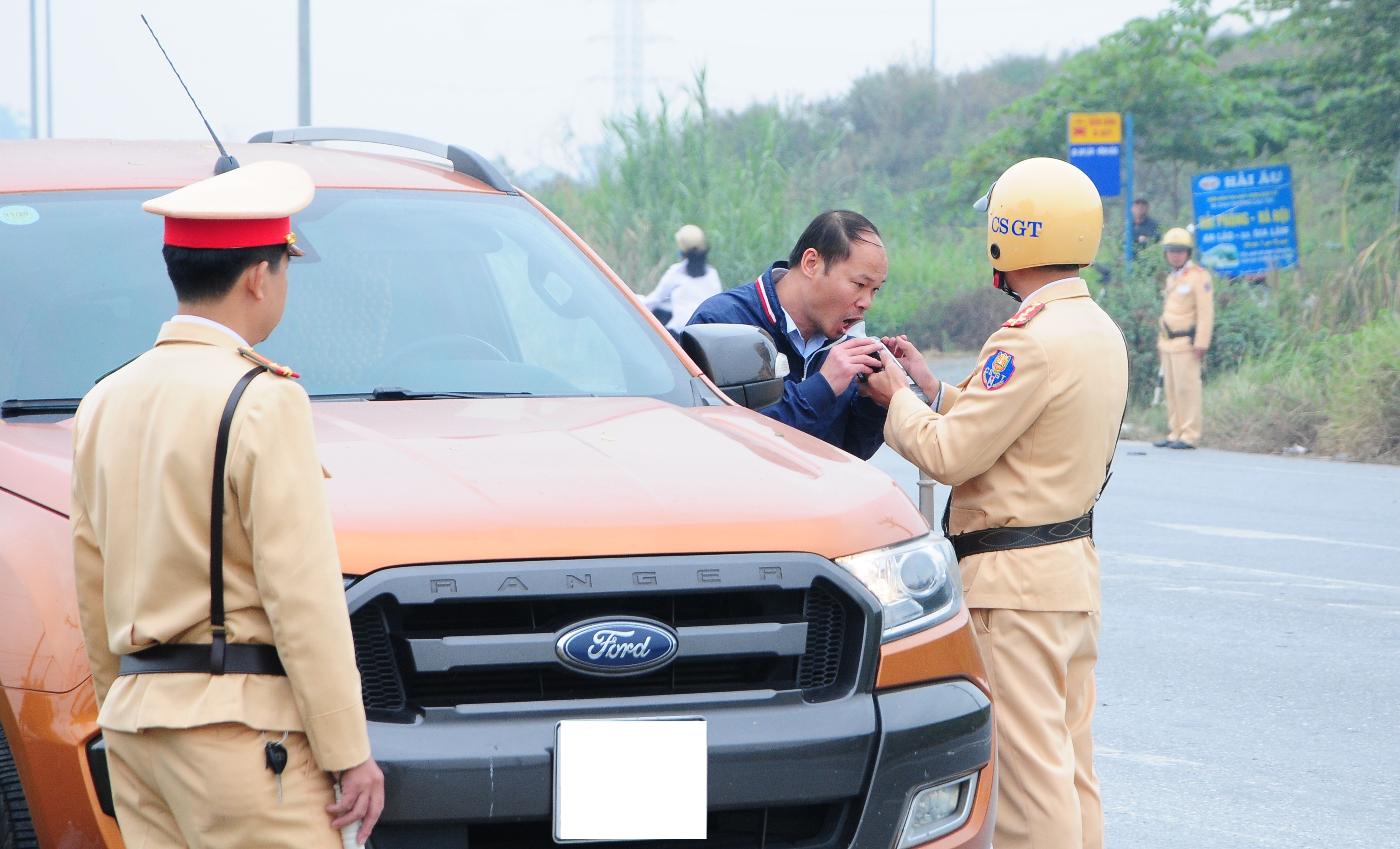 Những lỗi phổ biến của người đi ô tô dịp Tết và mức phạt mới