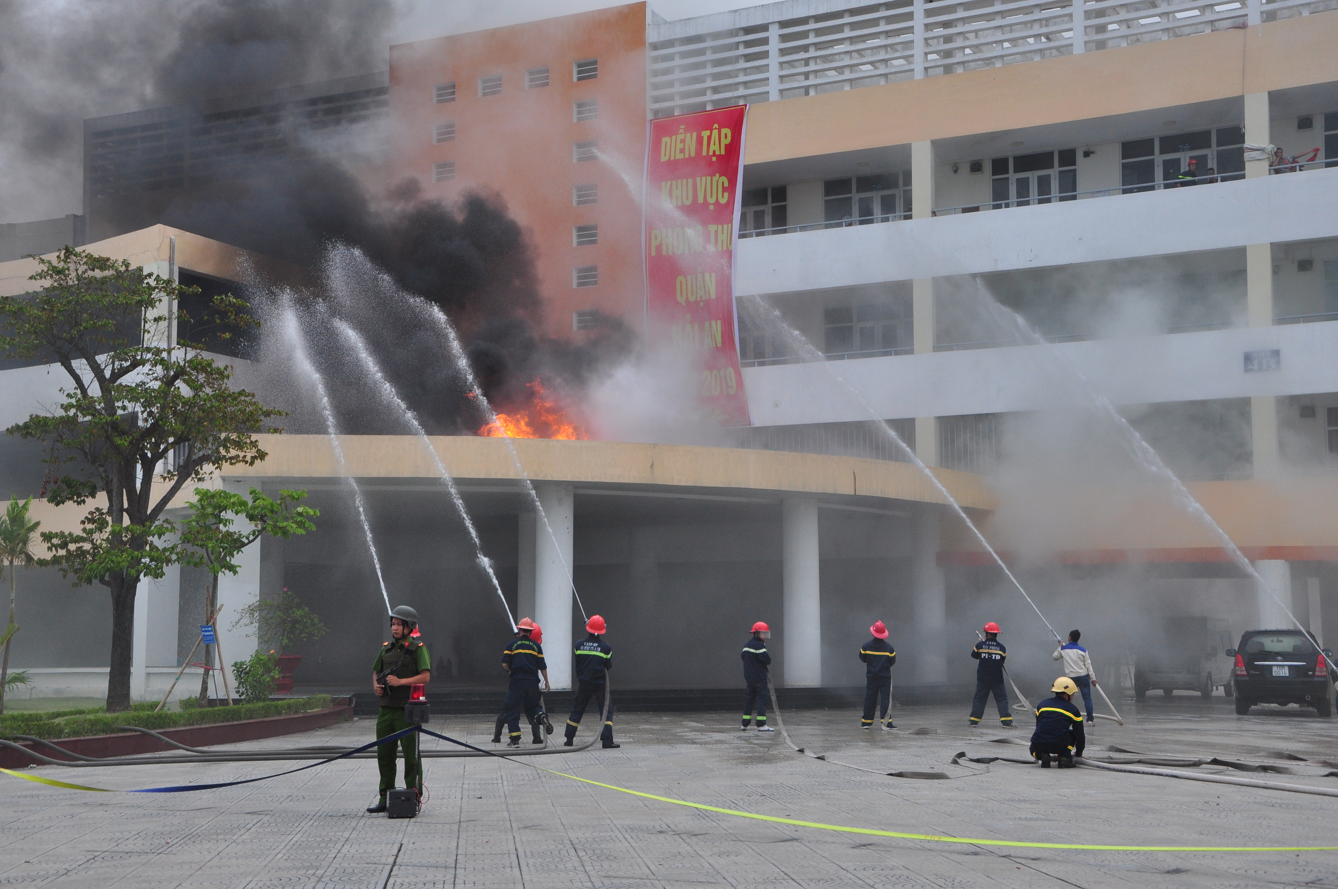 Phát động mạnh mẽ phong trào toàn dân phòng cháy, chữa cháy