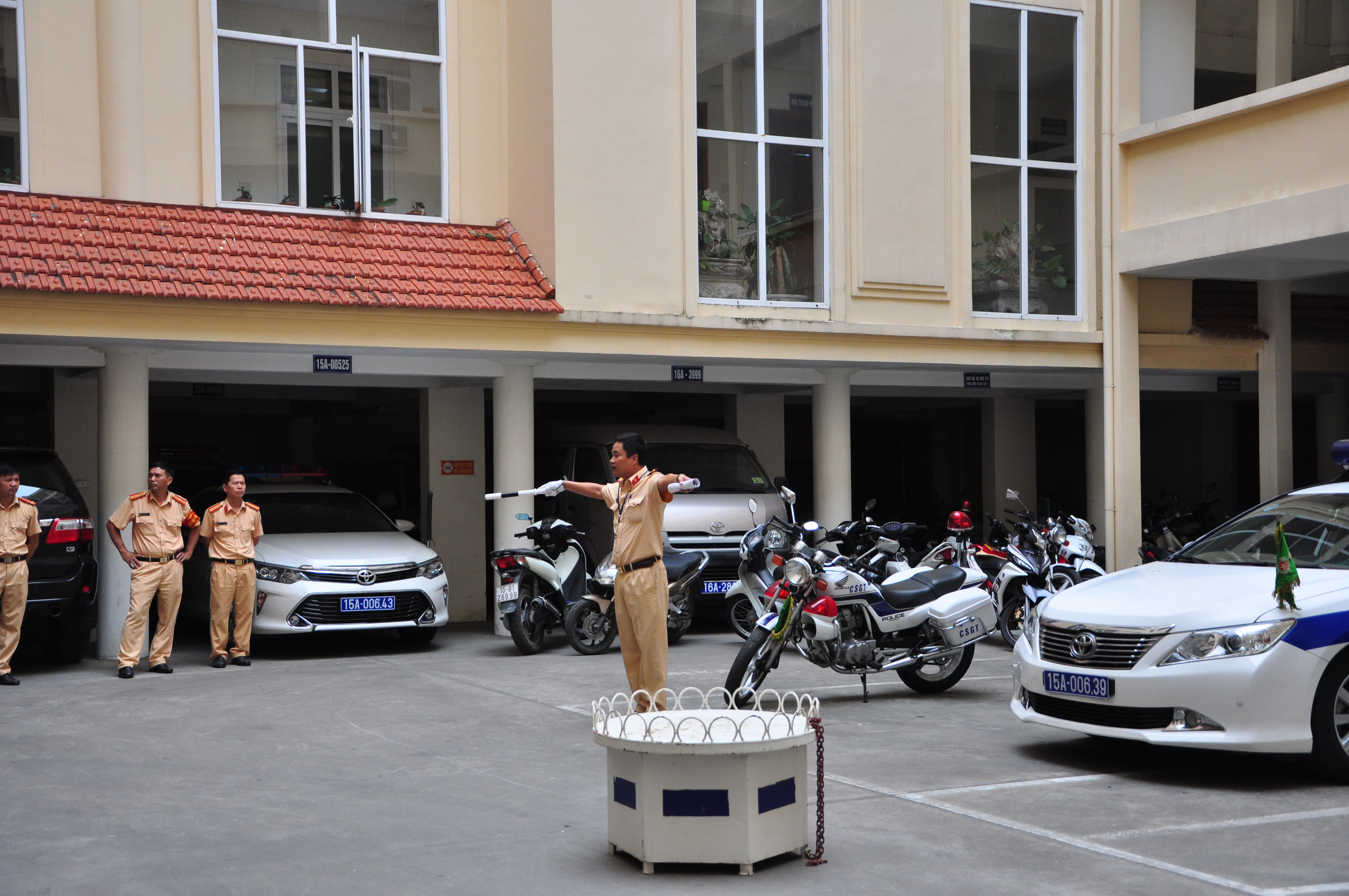 Phòng CSGT đường bộ - đường sắt CATP tập huấn nghiệp vụ tới 100% CBCS