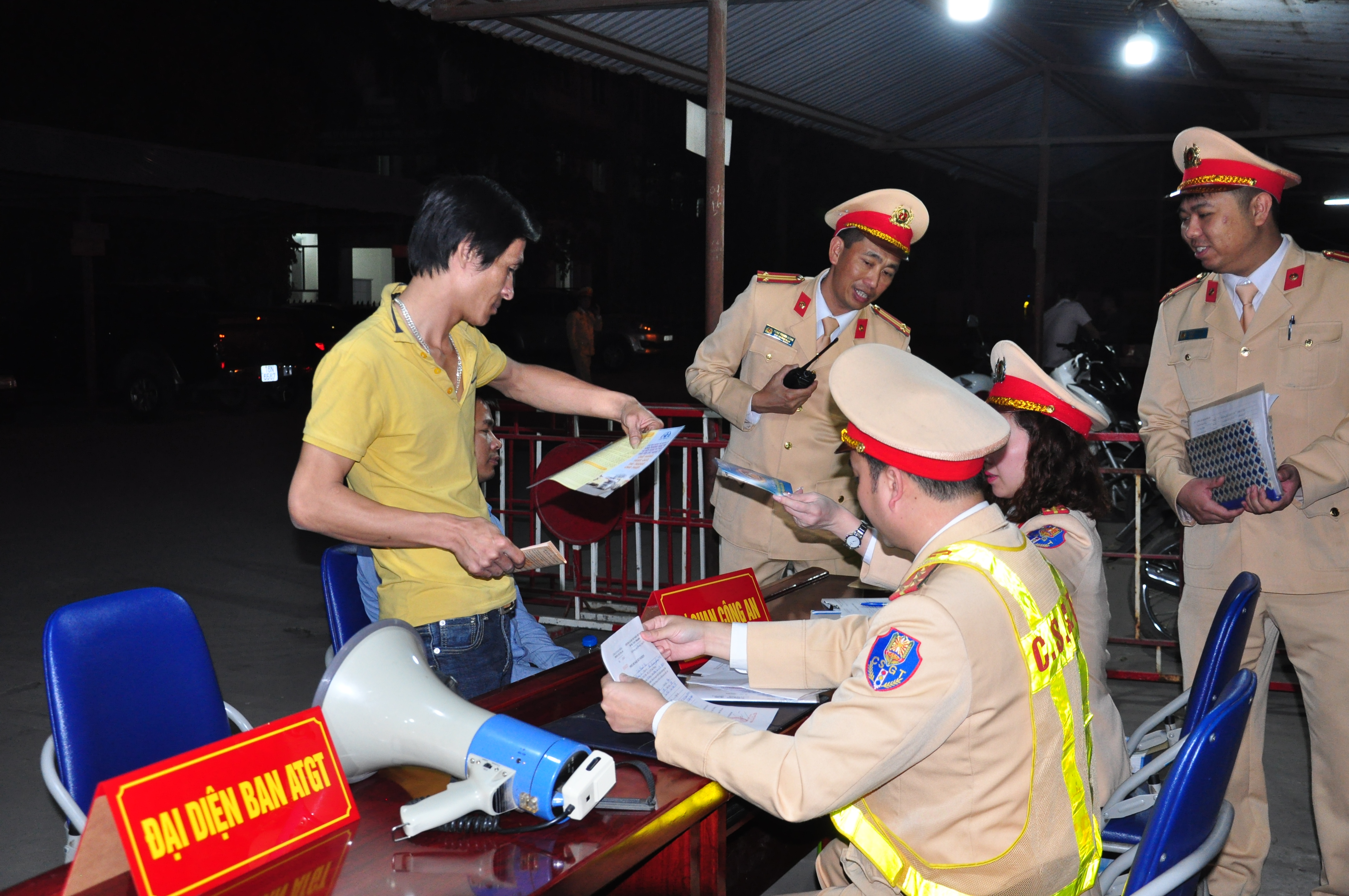Phòng Cảnh sát Giao thông đường bộ - đường sắt: Tập trung tuyên truyền trật tự an toàn giao thông