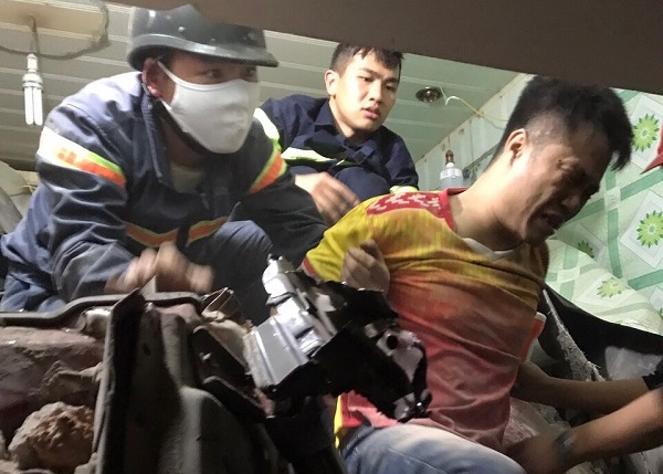 Phòng Cảnh sát PCCC và cứu nạn, cứu hộ: Phối hợp cứu người bị mắc kẹt trong buồng lái container