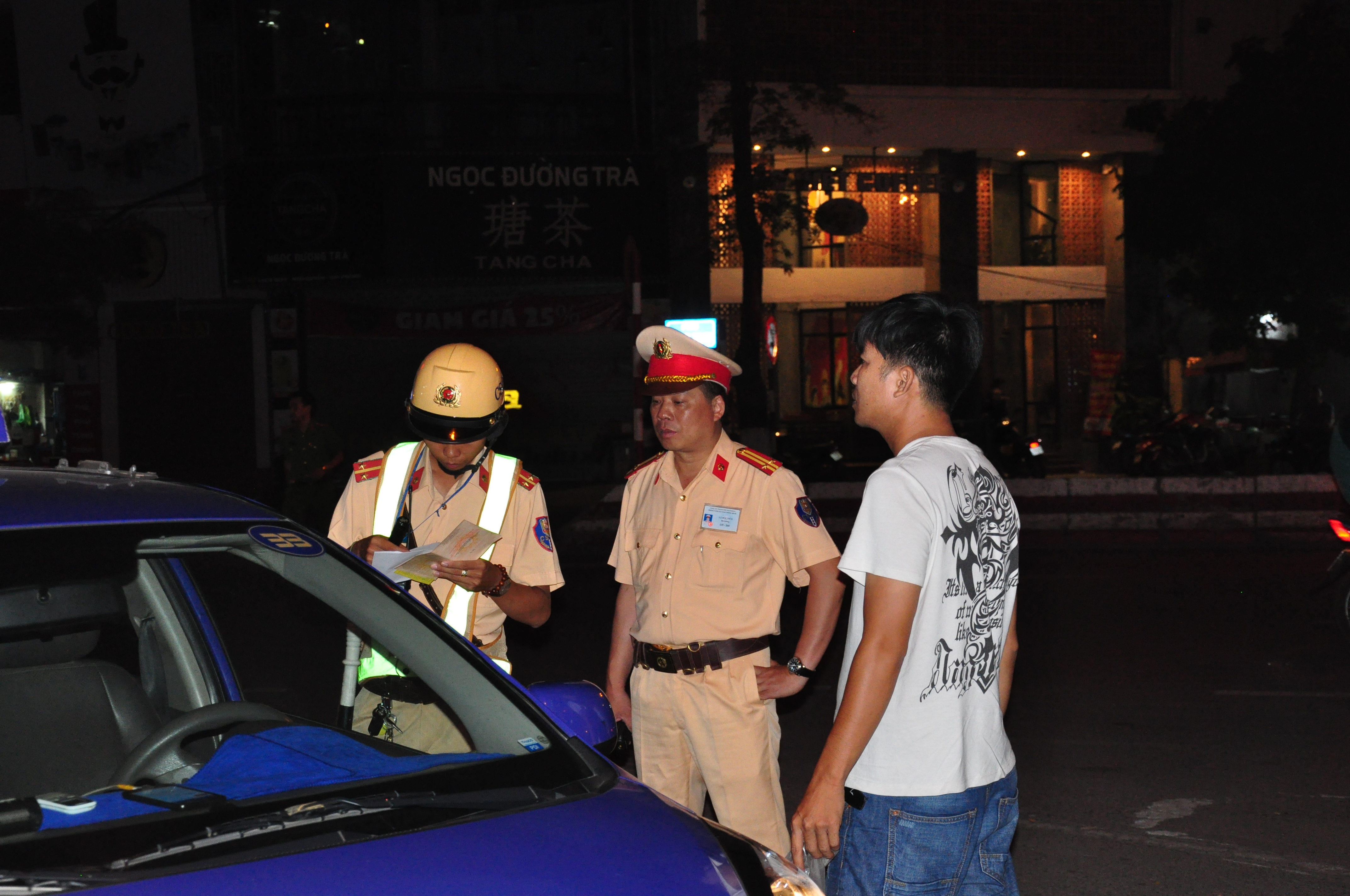 Phòng Cảnh sát giao thông đường bộ – đường sắt tiếp tục tổng kiểm soát phát hiện, xử lý người điều khiển vi phạm về sử dụng ma túy