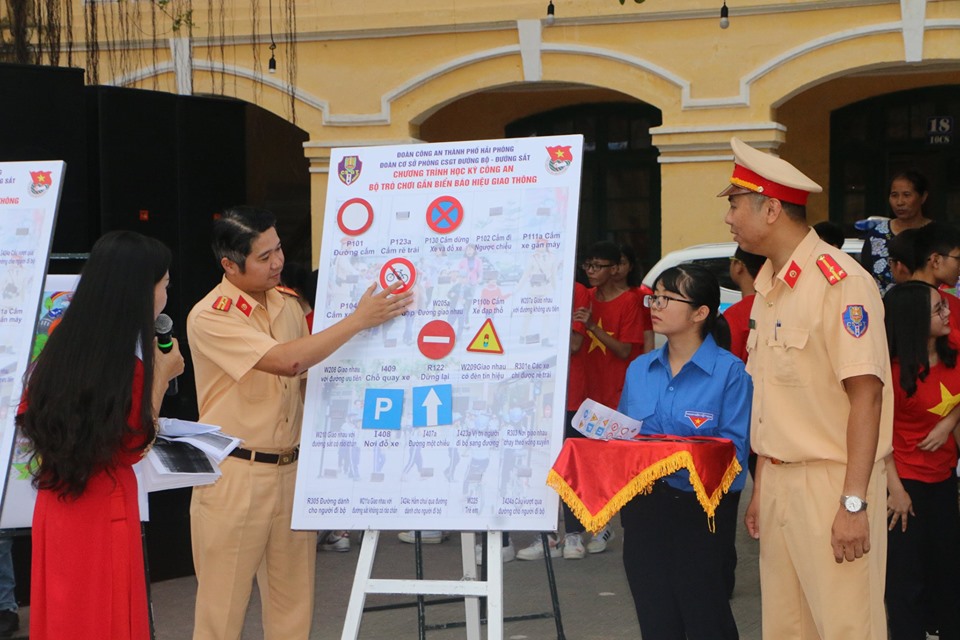 Phòng Cảnh sát giao thông đường bộ, đường sắt: Duy trì hiệu quả 2 công trình, phần việc