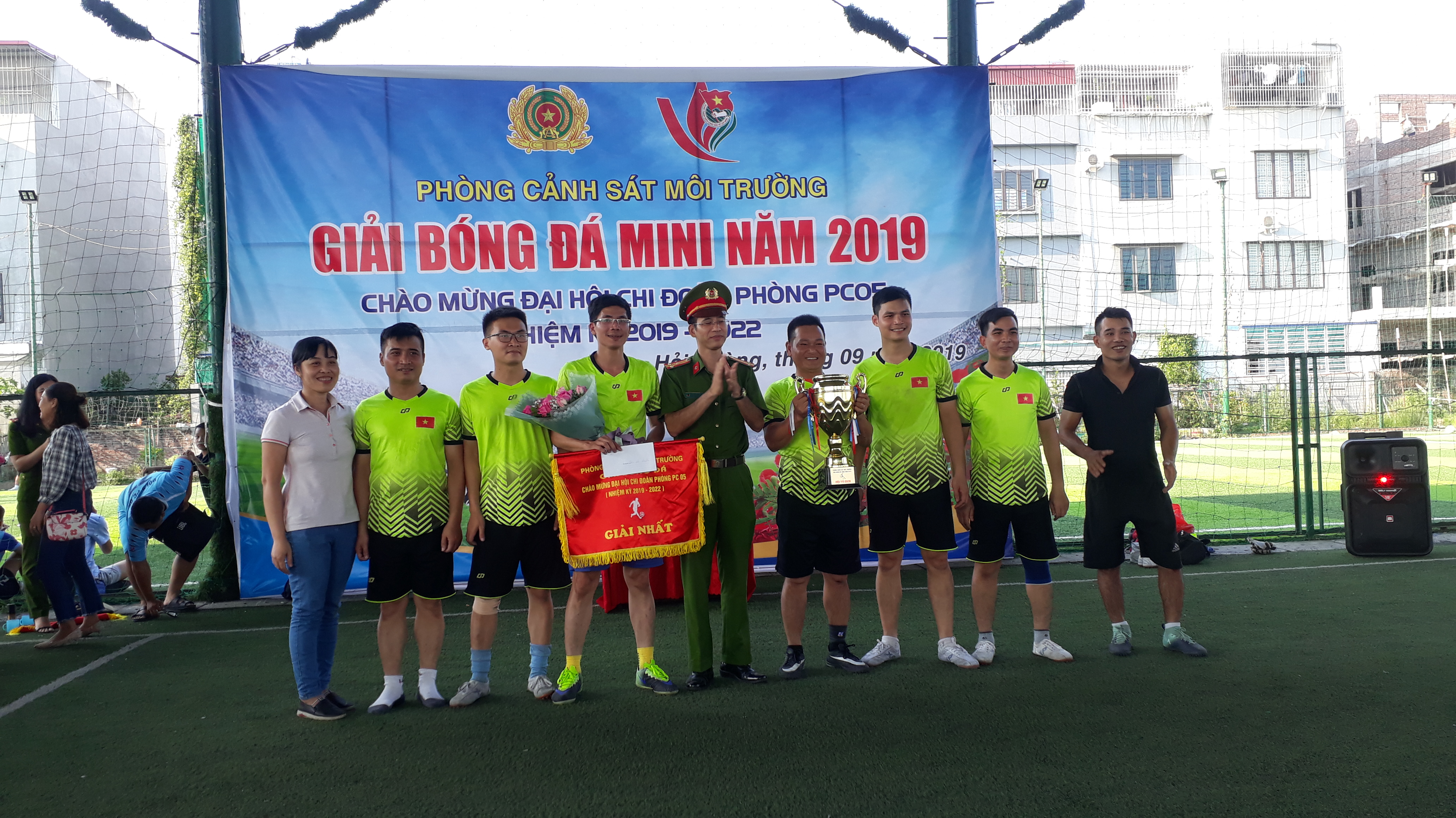 Phòng Cảnh sát môi trường: Tổ chức “Giải bóng đá mini ” chào mừng đại hội chi đoàn
