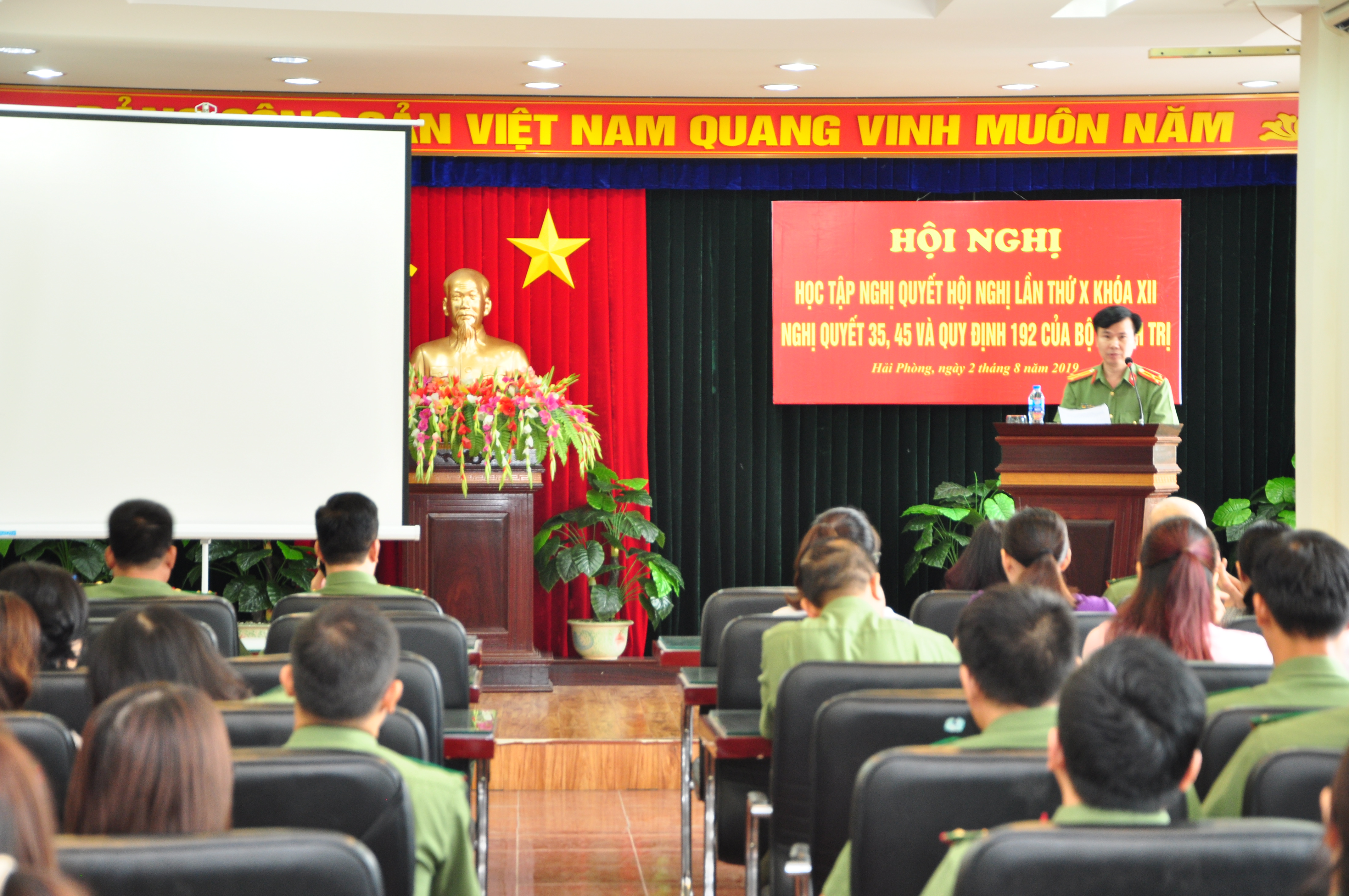 Phòng Hậu cần: Quán triệt nội dung Hội nghị Trung ương 10 (khóa XII) và học tập, quán triệt Nghị quyết số 45-NQ/TW 