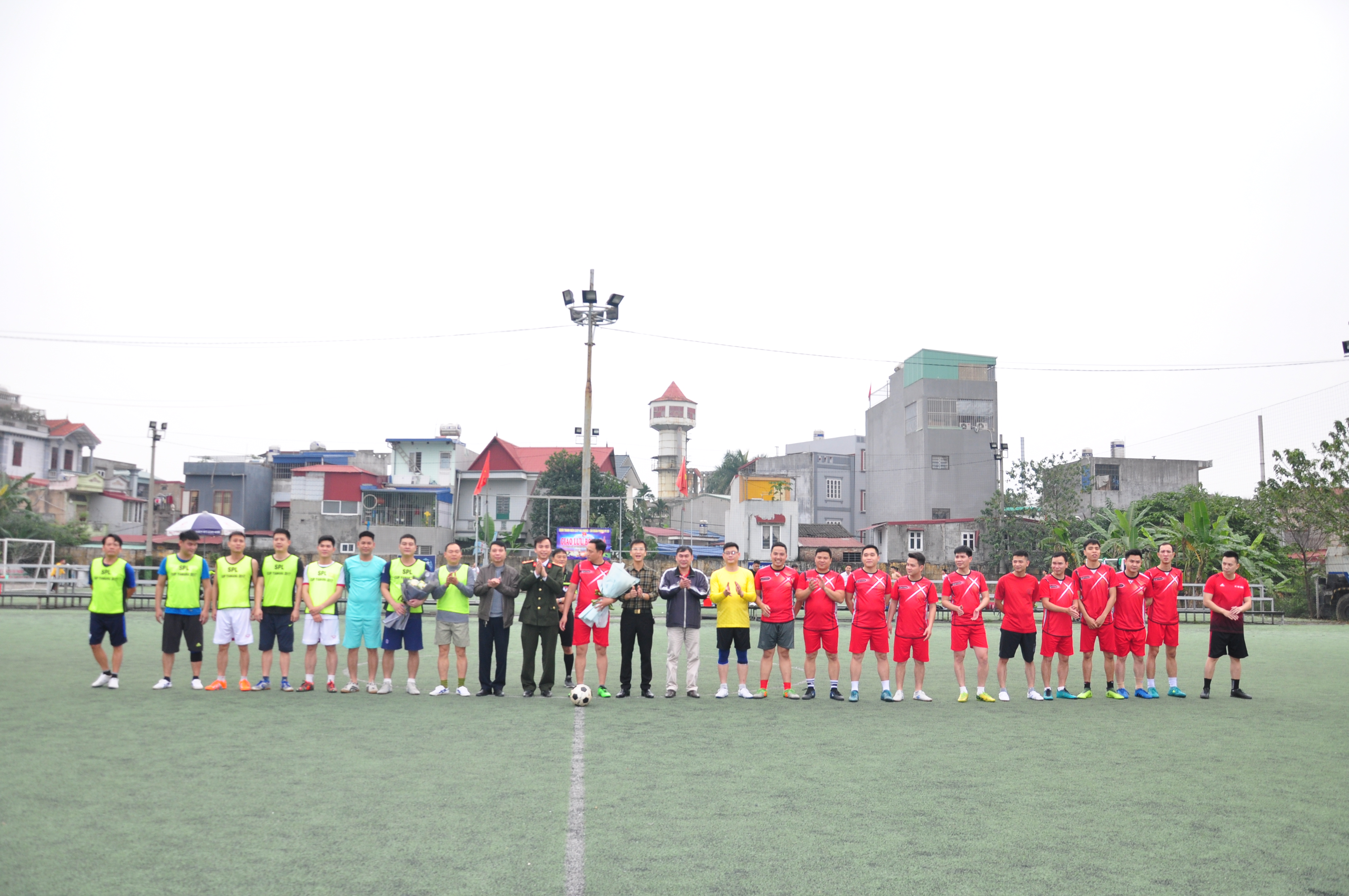 Phòng Quản lý hành chính về trật tự xã hội: Giao lưu bóng đá nội bộ kỷ niệm 88 năm Ngày thành lập Đoàn TNCS