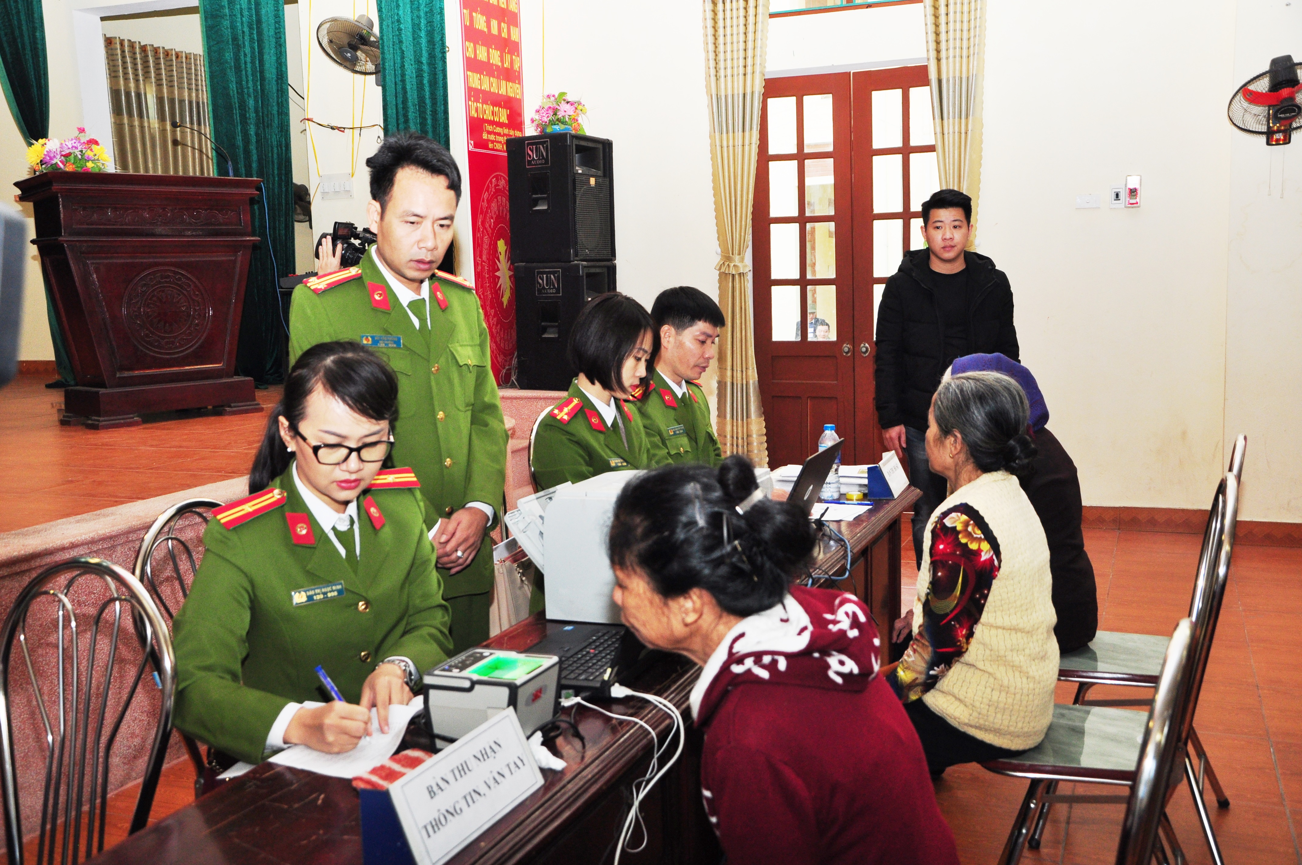 Phòng Quản lý hành chính về trật tự xã hội: Tuân thủ chặt chẽ quy trình công tác