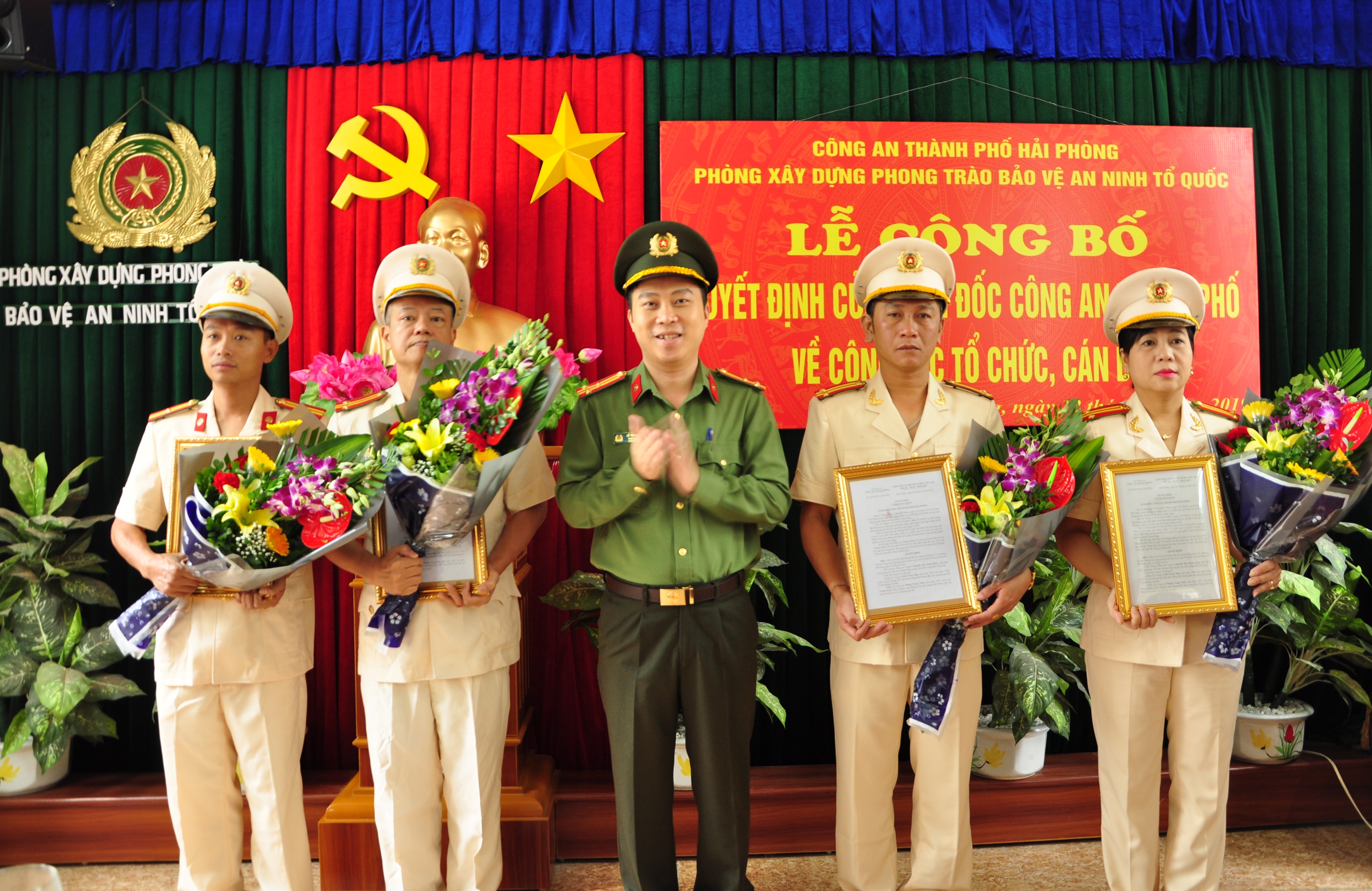 Phòng Xây dựng phong trào bảo vệ an ninh Tổ quốc: Công bố quyết định về công tác cán bộ