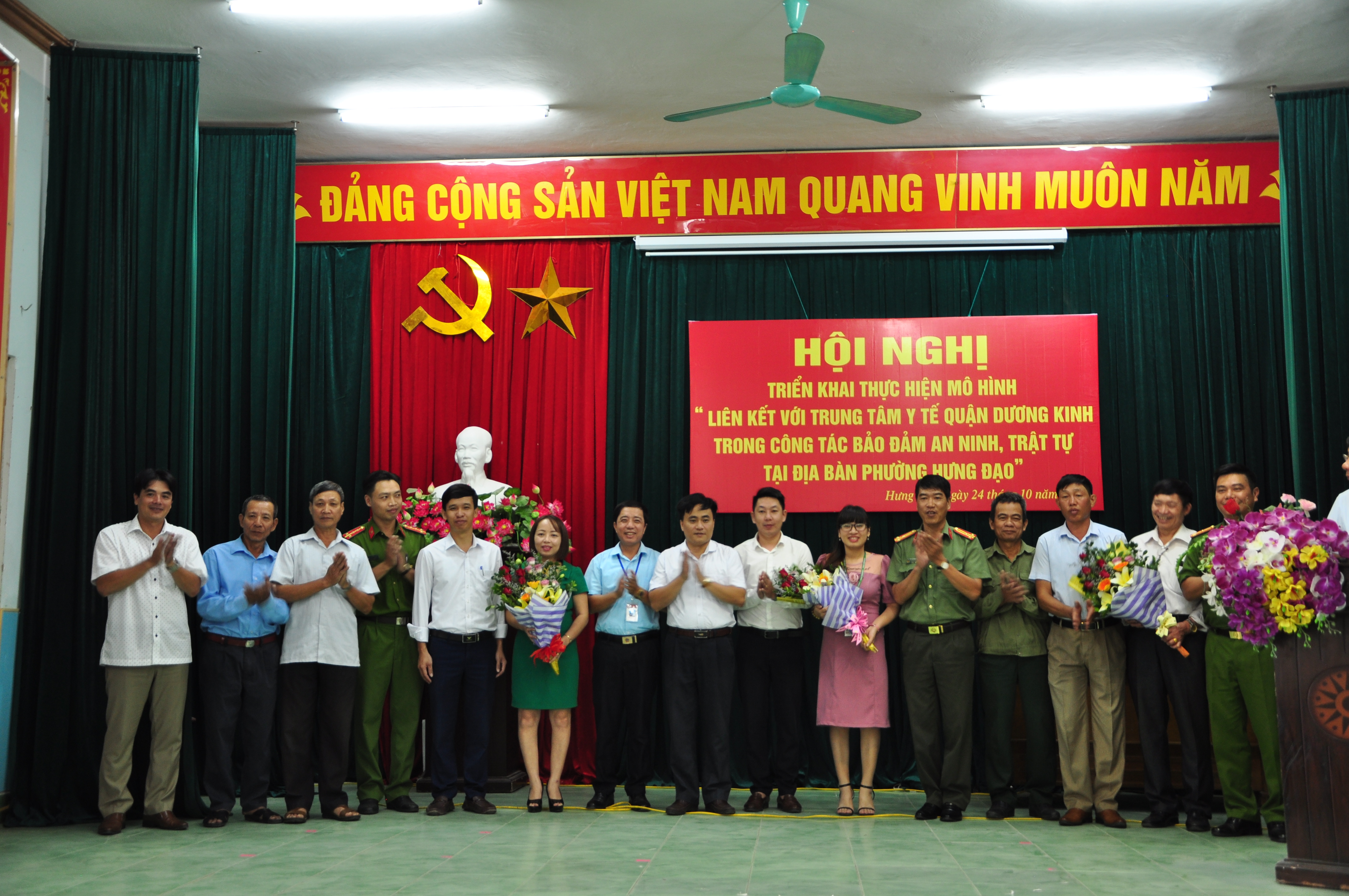 Phường Hưng Đạo (Dương Kinh): Triển khai mô hình “Liên kết với Trung tâm y tế quận Dương Kinh trong công tác bảo đảm an ninh trật tự”