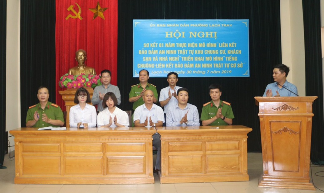 Phường Lạch Tray (quận Ngô Quyền): Hiệu quả từ mô hình “Tiếng chuông liên kết bảo đảm ANTT cơ sở”