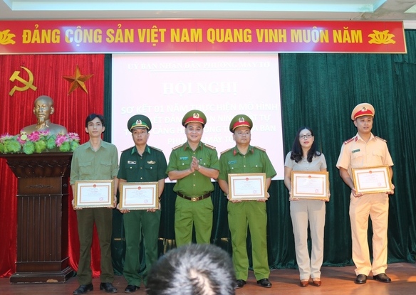 Sơ kết mô hình “Liên kết đảm bảo ANTT tuyến Cảng Hải Phòng trên địa bàn phường Máy Tơ”