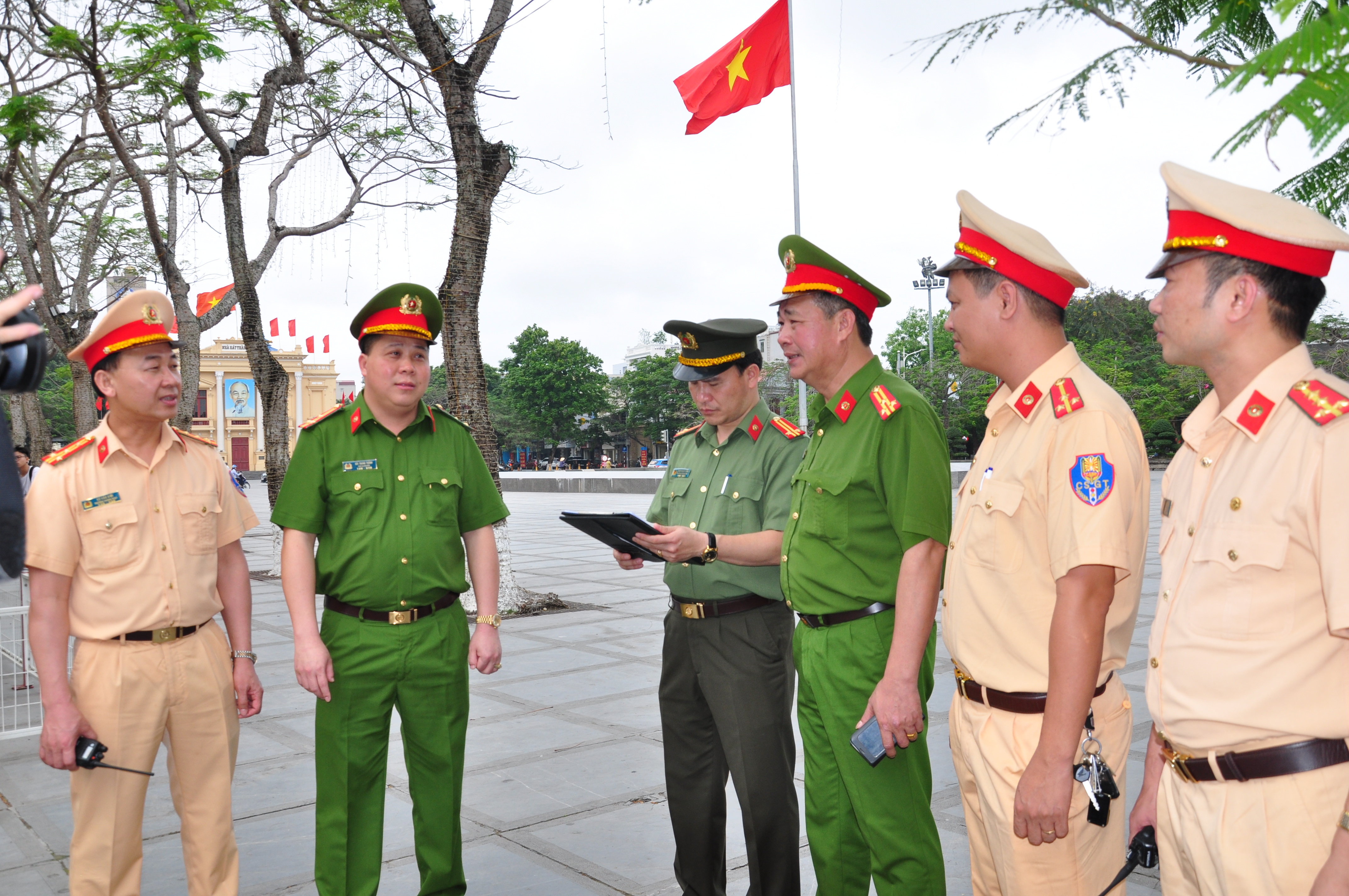 Tăng cường bảo đảm trật tự công cộng, trật tự đường hè