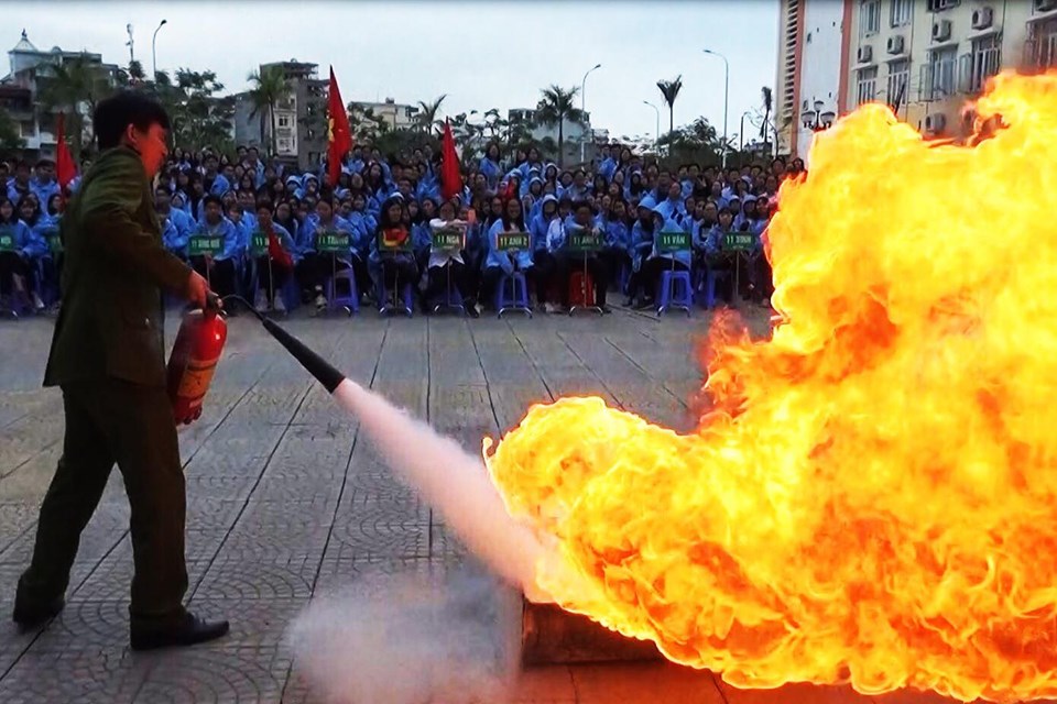 Tăng cường phòng chống cháy nổ mùa nắng nóng