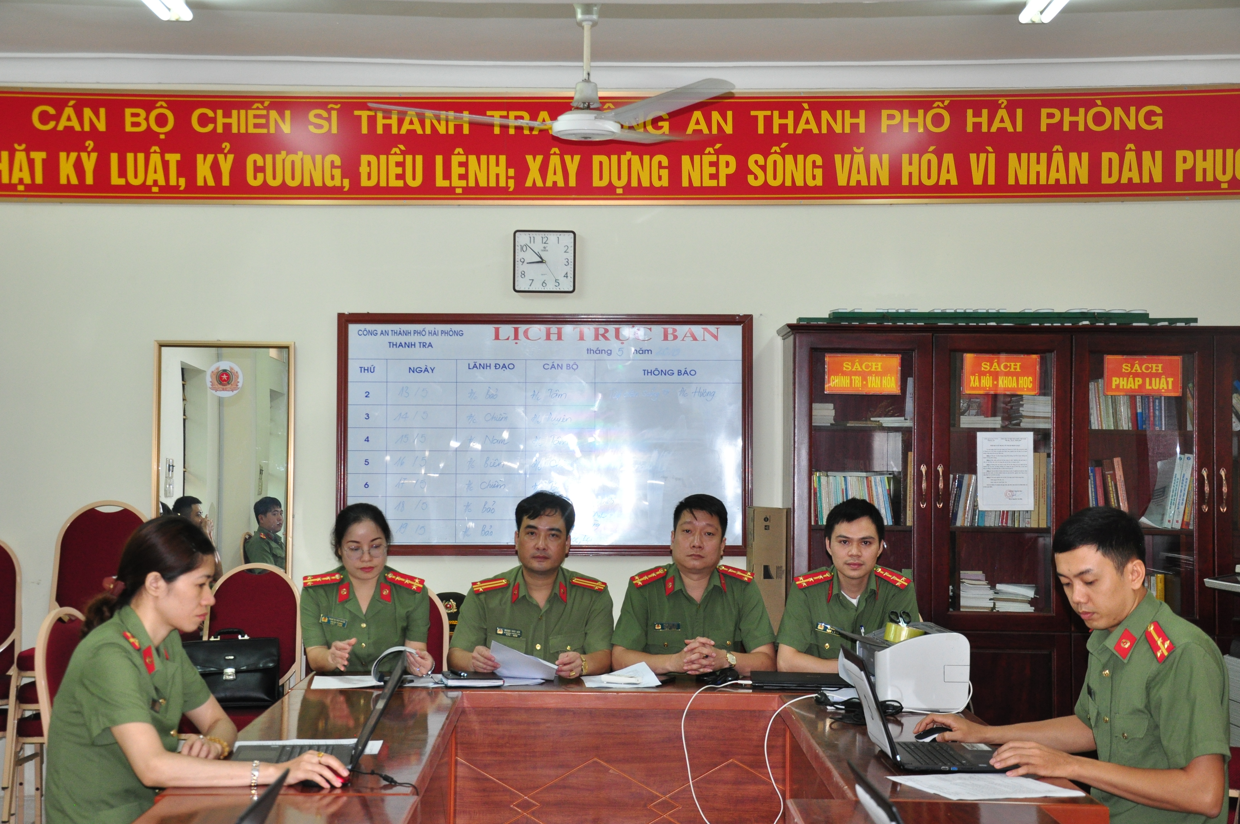 Thanh tra CATP: Tiếp 102 Công dân, giải quyết 82 đơn khiếu nại, tố cáo