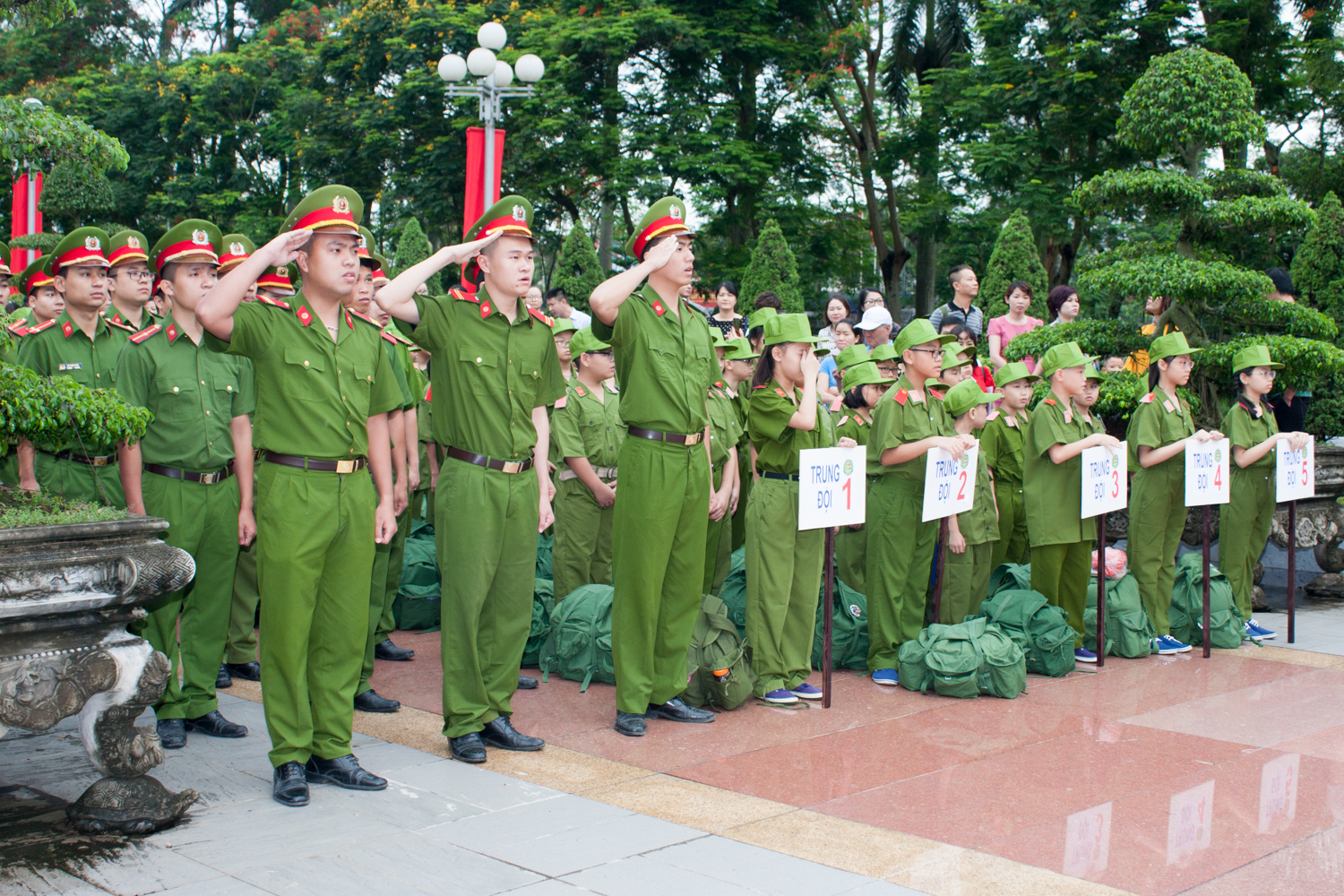 Tổ chức Lễ xuất quân Học kỳ Công an cho 90 “Chiến sĩ Công an nhỏ tuổi