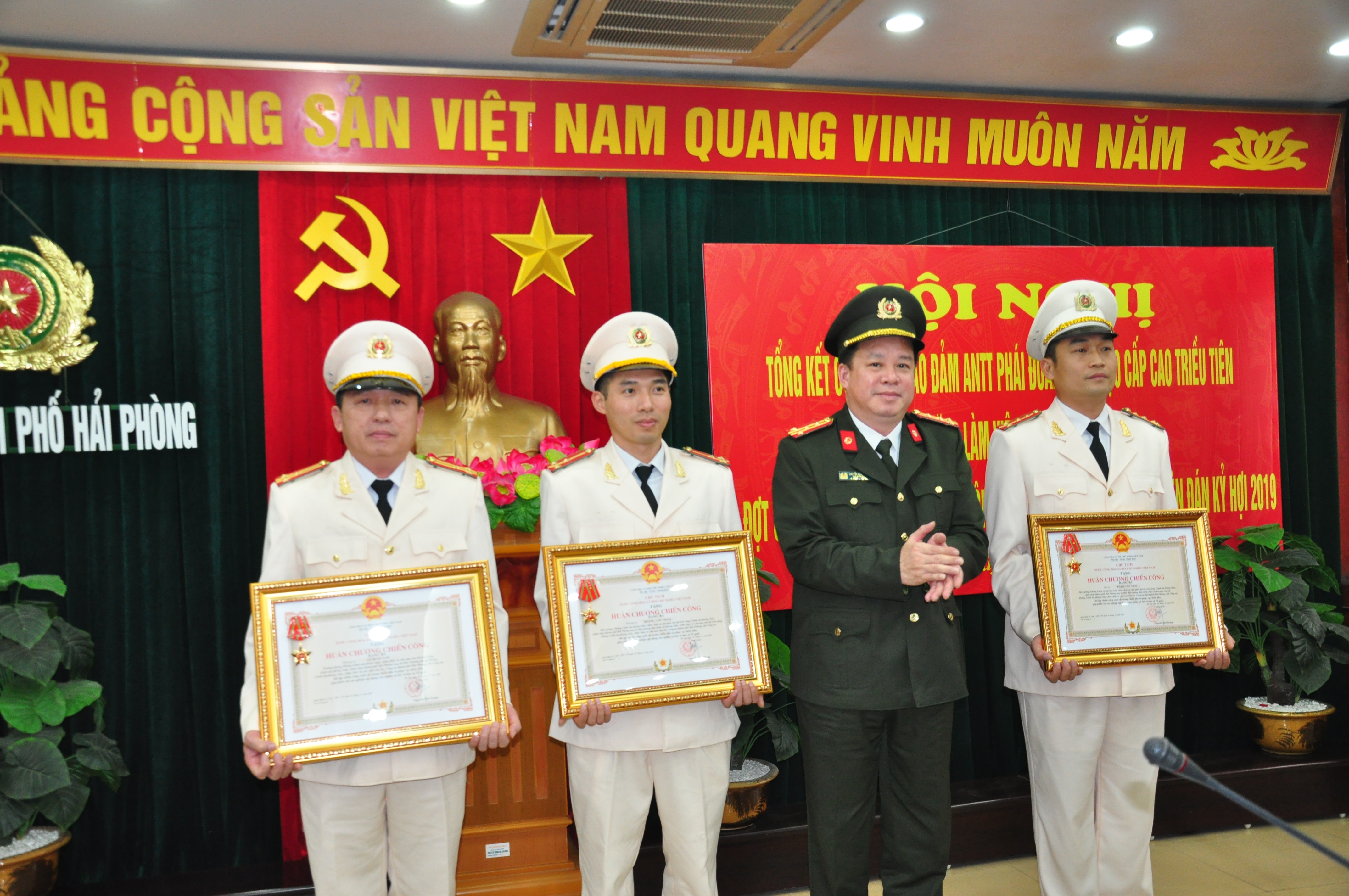 Tổng kết công tác bảo đảm ANTT phái đoàn lãnh đạo cấp cao Triều Tiên thăm và làm việc tại Hải Phòng