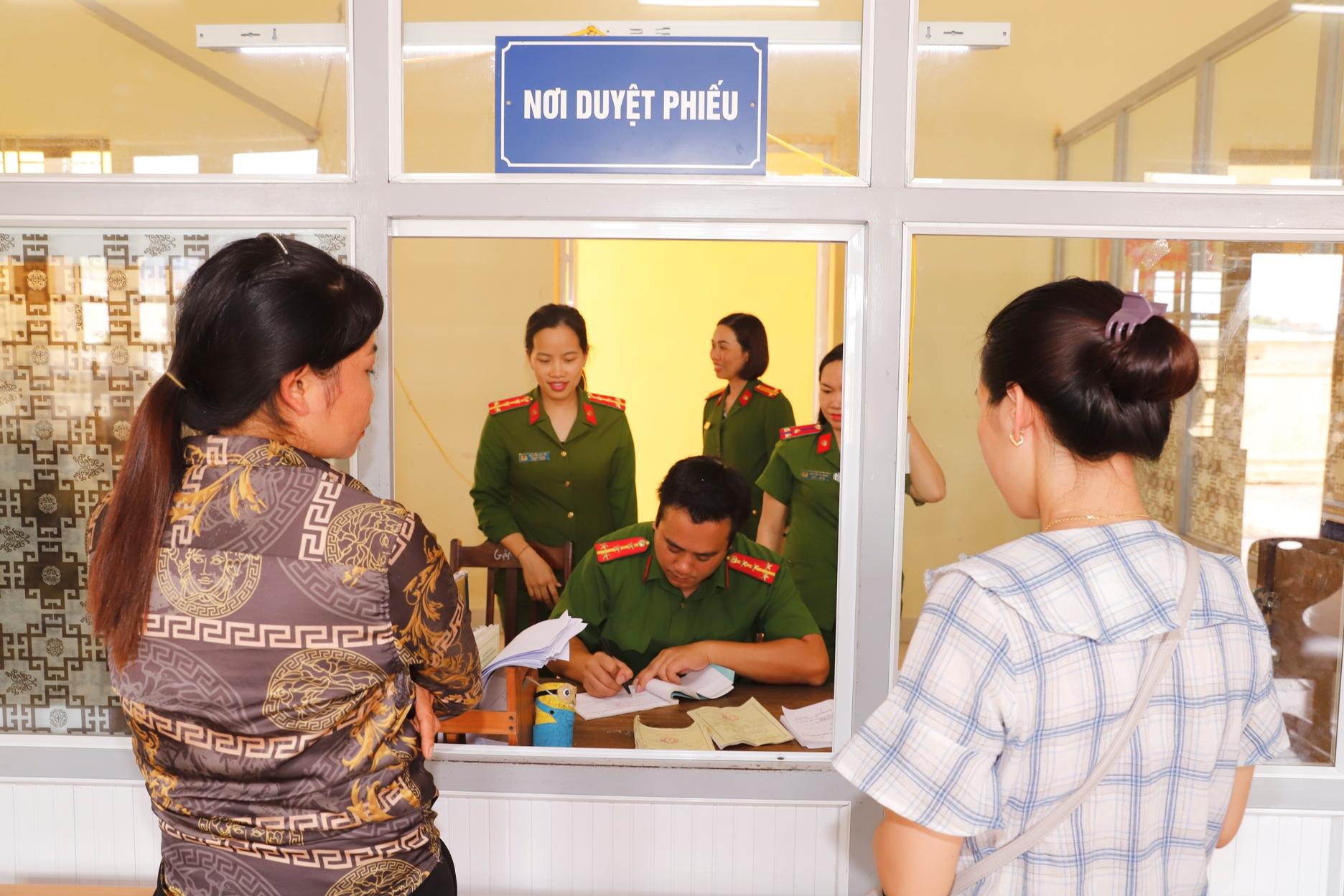 Trại tạm giam Hải Phòng: Tổ chức cho 1.404 lượt can phạm nhân gặp mặt thân nhân