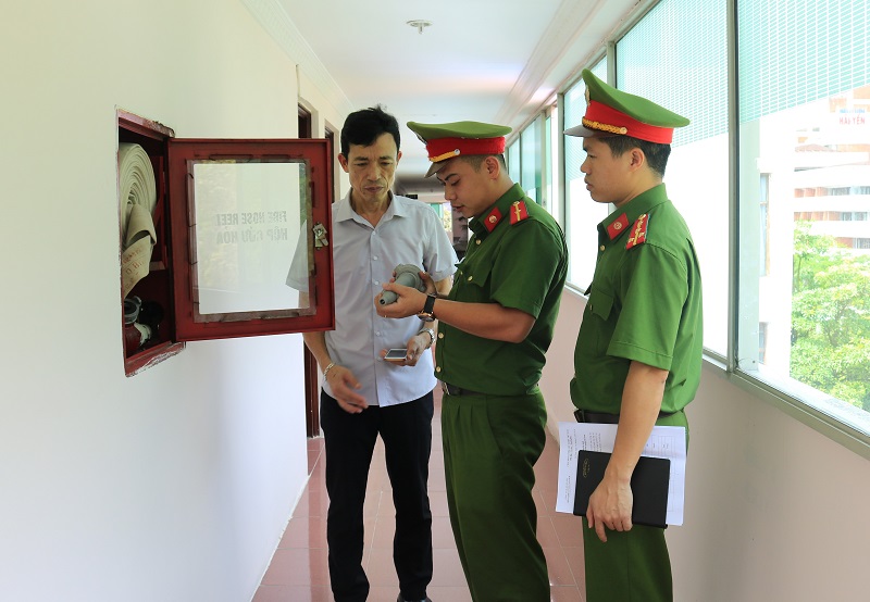 Tuyên truyền PCCC cho chủ xưởng sản xuất tư nhân