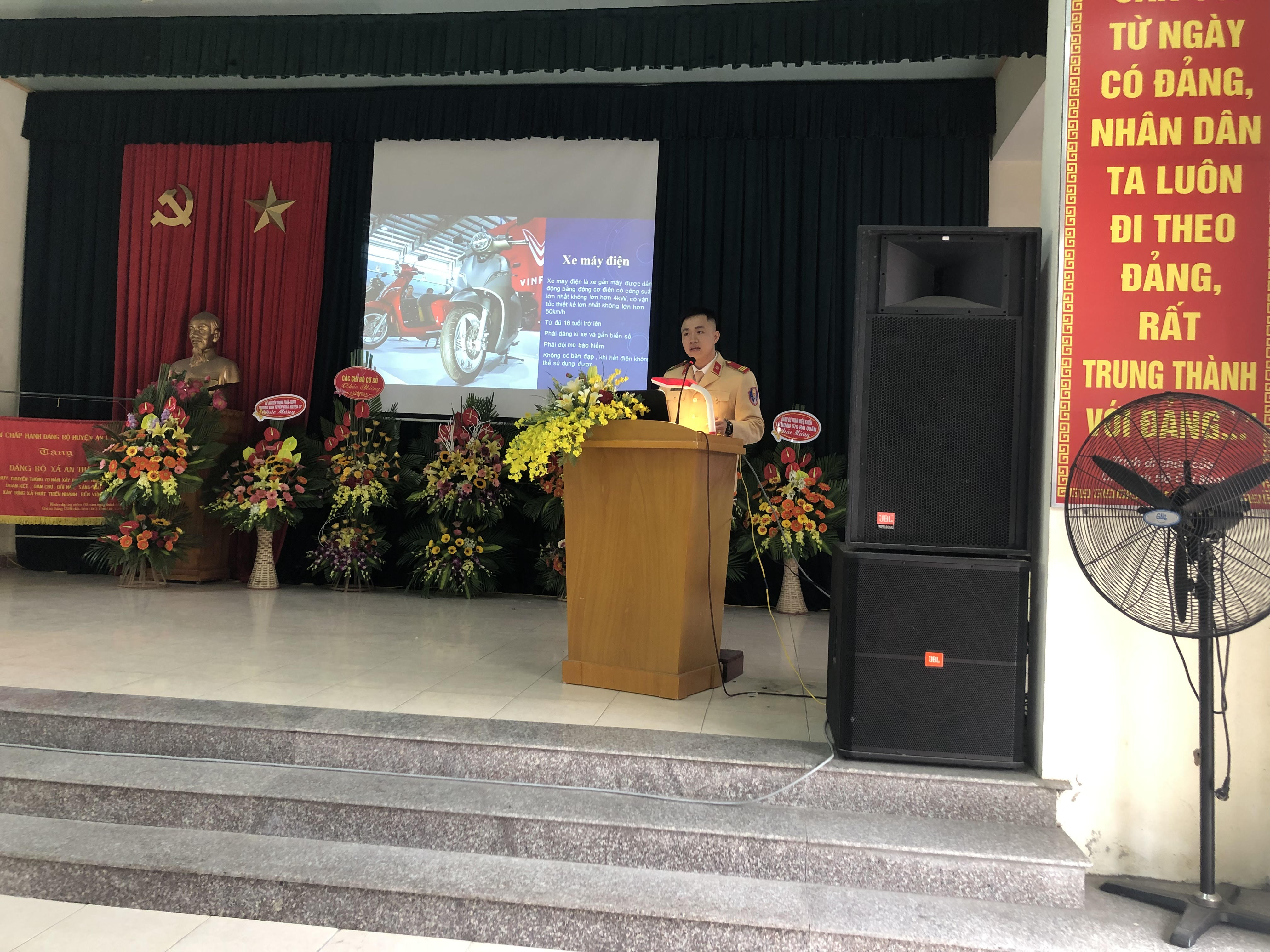 Tuyên truyền pháp luật về trật tự an toàn giao thông cho hơn 400 hội viên, cộng tác viên Hội Chữ thập đỏ Thành phố Hải Phòng