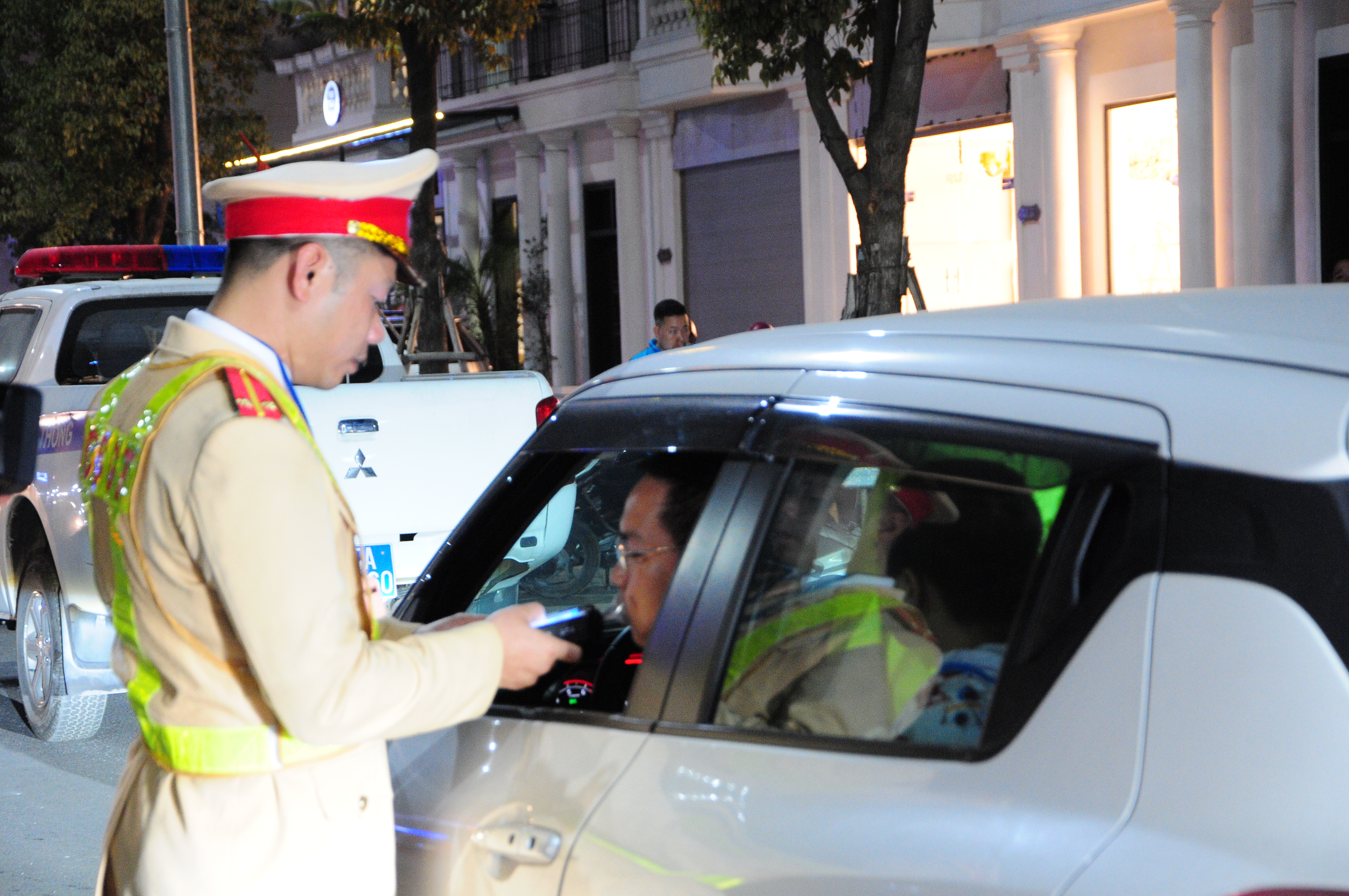 Xử phạt 25 trường hợp vi phạm nồng độ cồn trong một tuần